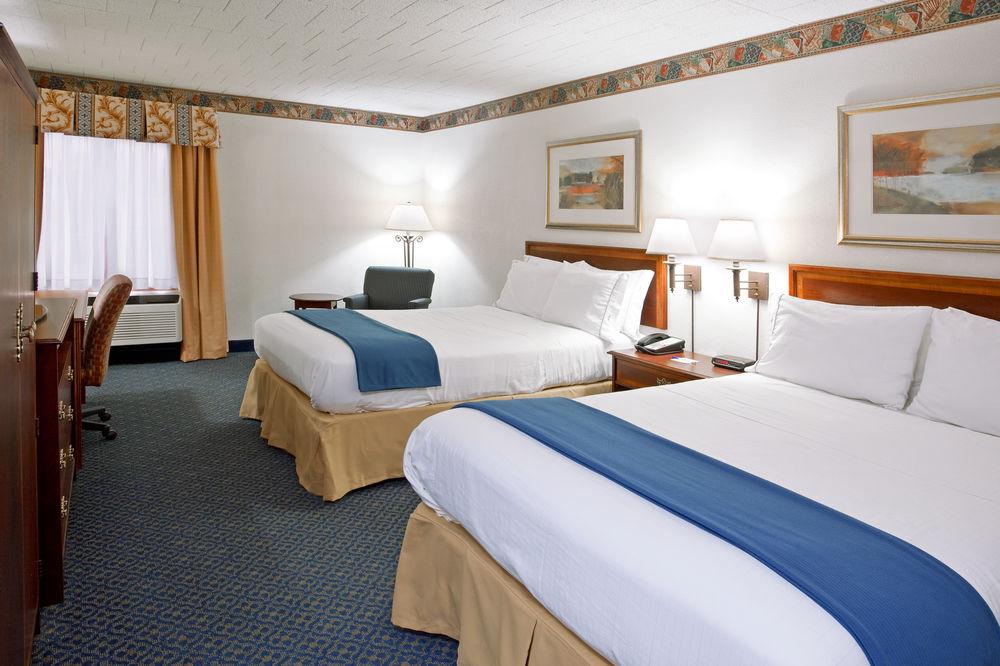 Clarion Inn Cranberry Township Εξωτερικό φωτογραφία