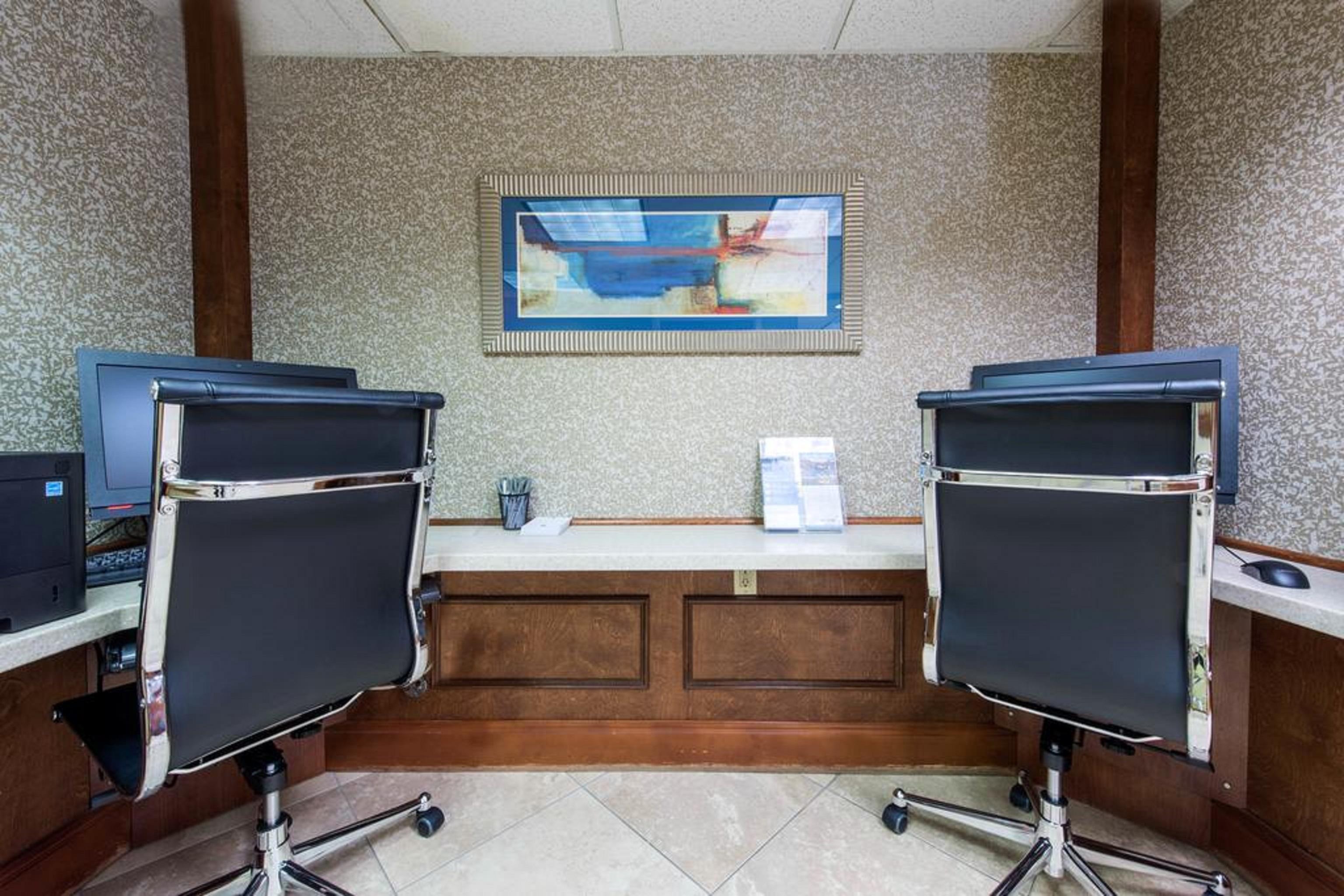 Clarion Inn Cranberry Township Εξωτερικό φωτογραφία
