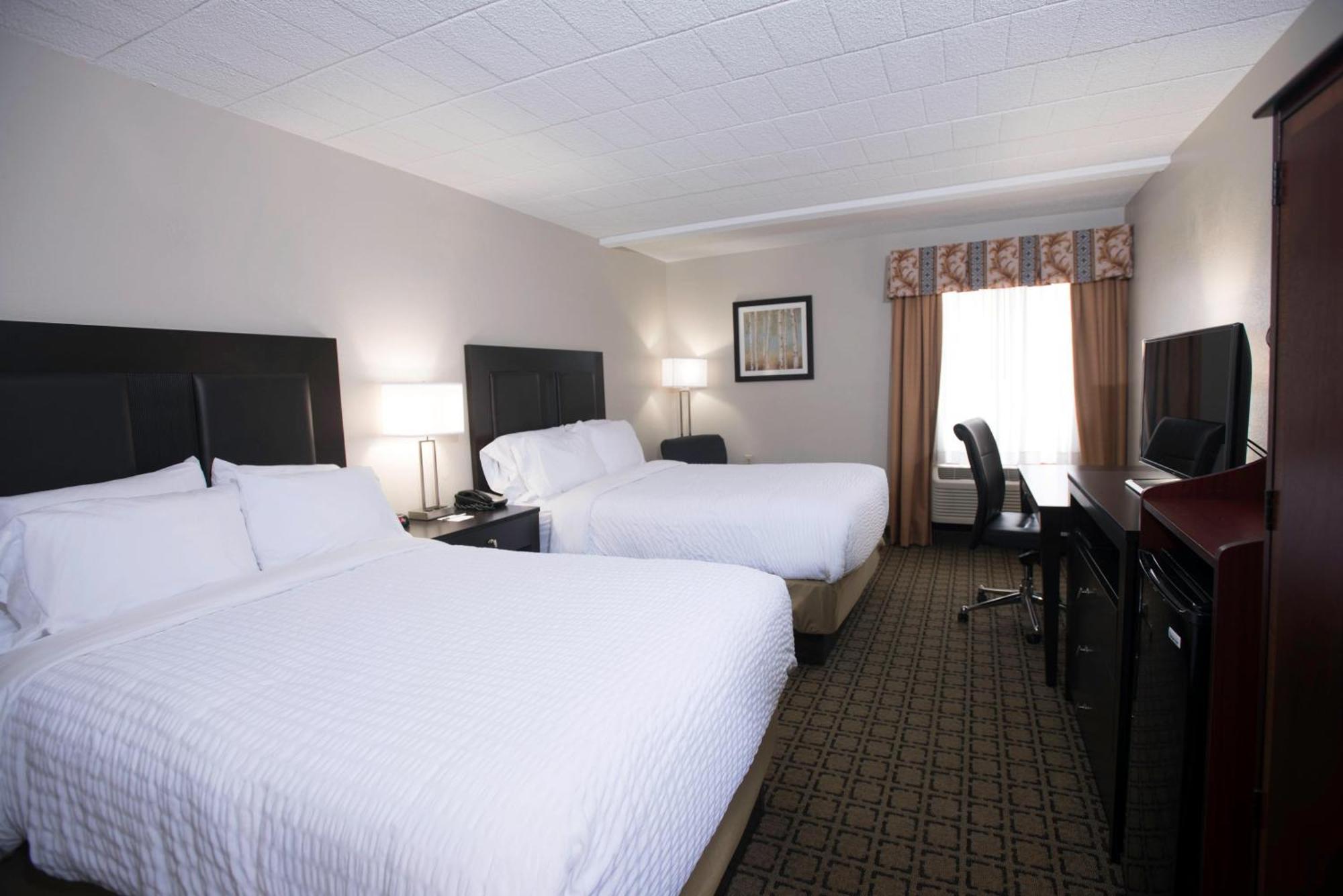 Clarion Inn Cranberry Township Εξωτερικό φωτογραφία