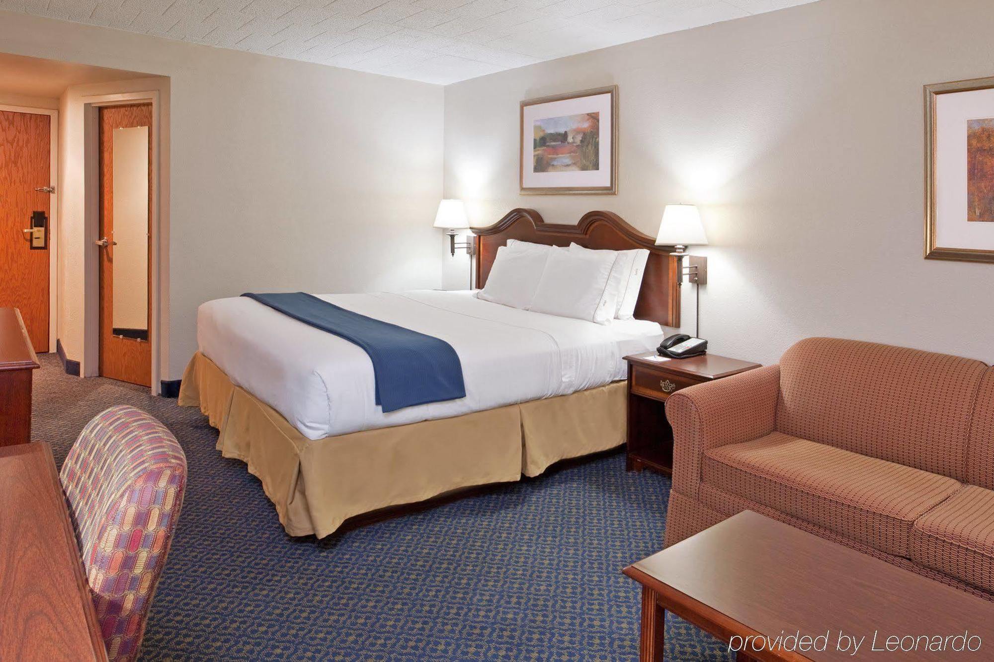 Clarion Inn Cranberry Township Εξωτερικό φωτογραφία