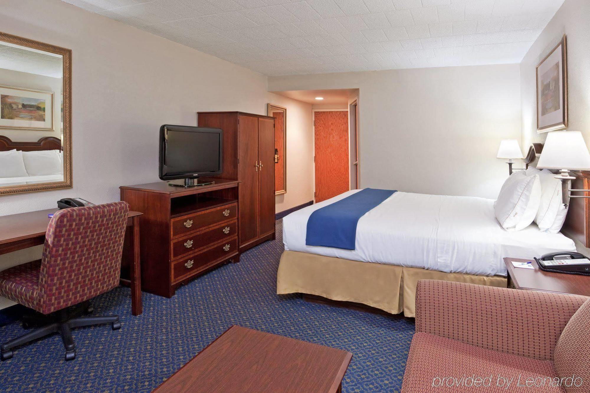 Clarion Inn Cranberry Township Εξωτερικό φωτογραφία